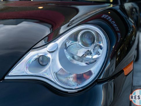 Used 2001 Porsche 911 Turbo AWD/4WD image 40