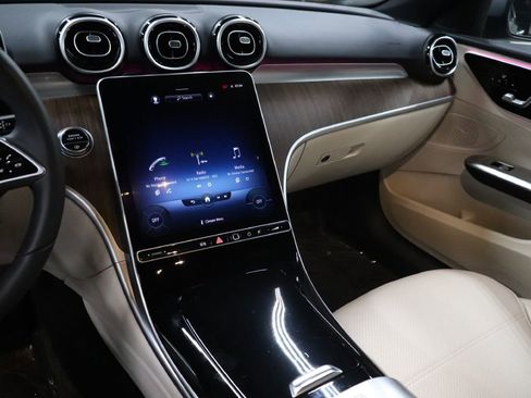 Used 2023 Mercedes-Benz C 300 Sedan image 31