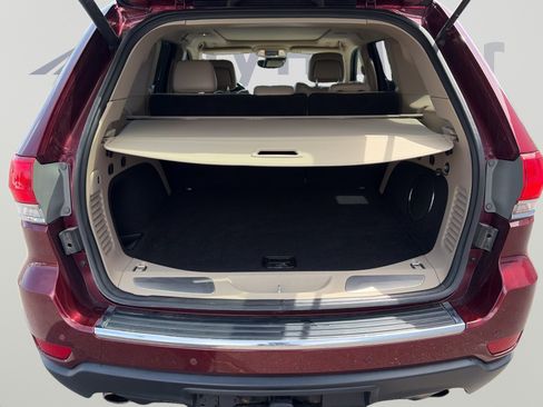 Used 2019 Jeep Grand Cherokee Limited w/ Luxury Group II AWD/4WD image 23