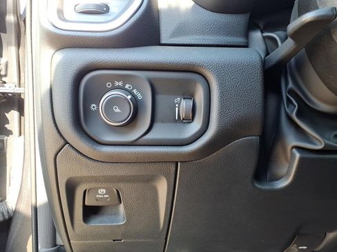 Used 2024 RAM 1500 Laramie RWD image 21