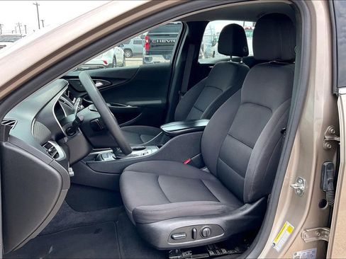 Used 2023 Chevrolet Malibu LT FWD image 18