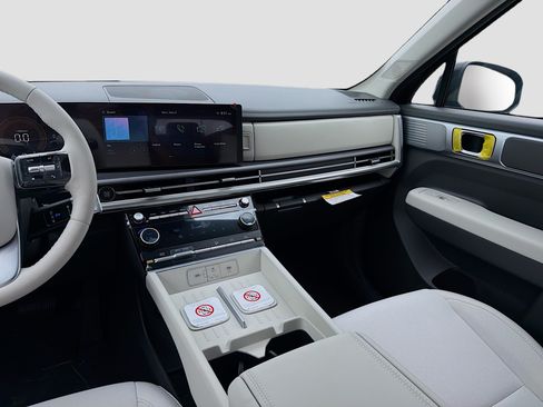New 2026 Hyundai Santa Fe SE FWD image 17