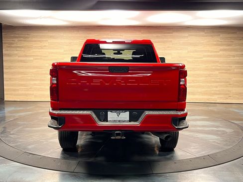 Used 2022 Chevrolet Silverado 2500 LT w/ Convenience Package image 22