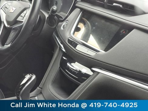 Used 2021 Cadillac XT5 Premium Luxury image 18