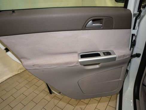 Used 2011 Volvo S40 T5 image 8