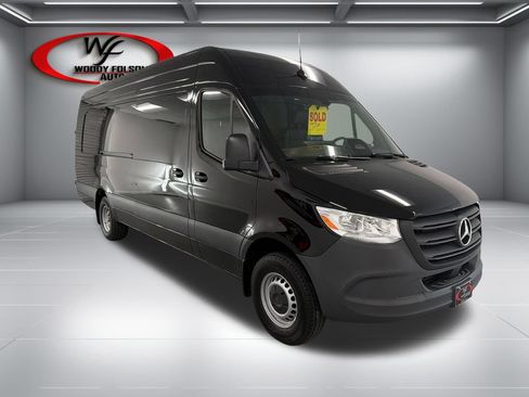 Used 2025 Mercedes-Benz Sprinter 3500 image 3