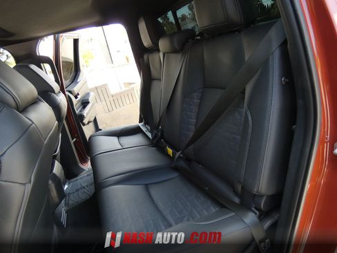 Used 2025 Toyota Tacoma TRD Sport w/ TRD Sport Premium Package AWD/4WD image 50