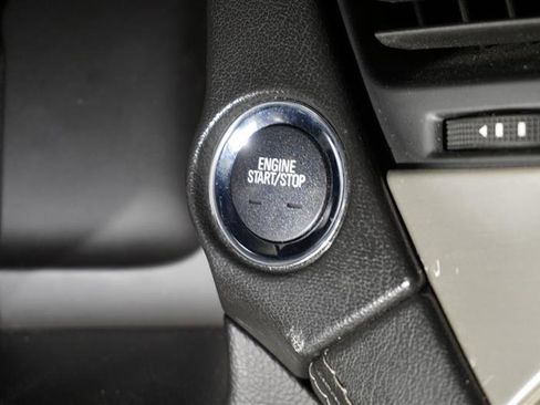 Used 2017 GMC Yukon Denali w/ Open Road Package image 17