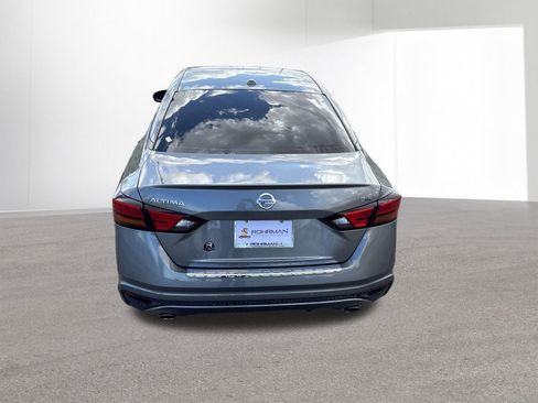 Used 2022 Nissan Altima 2.5 SR FWD image 27