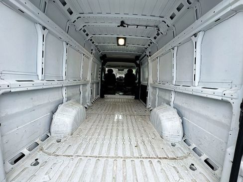 Used 2024 RAM ProMaster 3500 w/ Premium Convenience Group FWD image 9