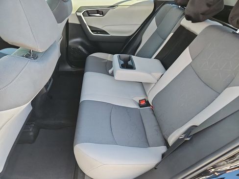 Used 2023 Toyota RAV4 XLE w/ Convenience Package image 19