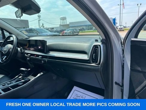 Used 2025 Kia Sorento S w/ Panoramic Sunroof Package FWD image 11