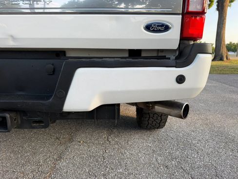Used 2020 Ford F350 Platinum w/ Snow Plow Prep Package AWD/4WD image 40