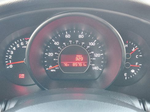 Used 2017 Kia Soul image 6