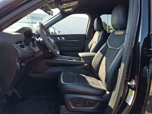 Used 2026 Ford Explorer Tremor AWD/4WD image 18