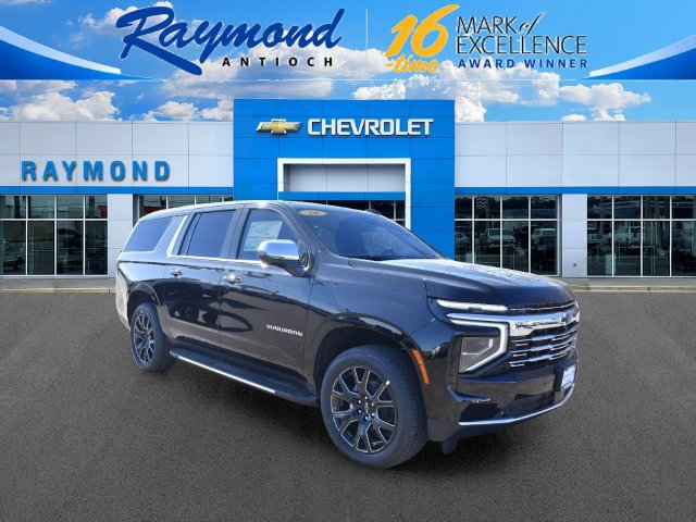 New 2026 Chevrolet Suburban Premier w/ Sun And Tow Package AWD/4WD image 1