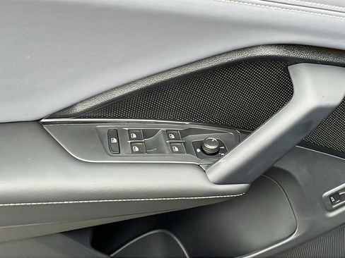 New 2026 Volkswagen Tiguan SE image 19