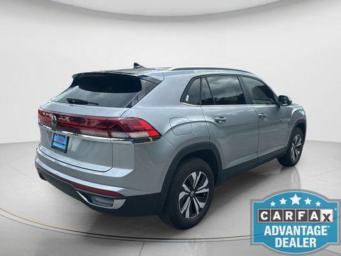 Certified 2026 Volkswagen Atlas Cross Sport SE FWD image 6