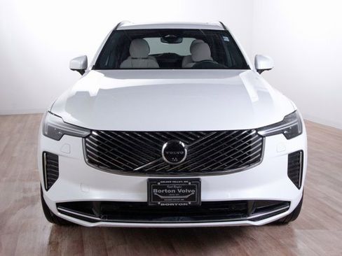 Certified 2025 Volvo XC90 T8 Plus w/ Protection Package Premier image 2