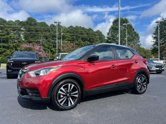 Used 2019 Nissan Kicks SV image 1