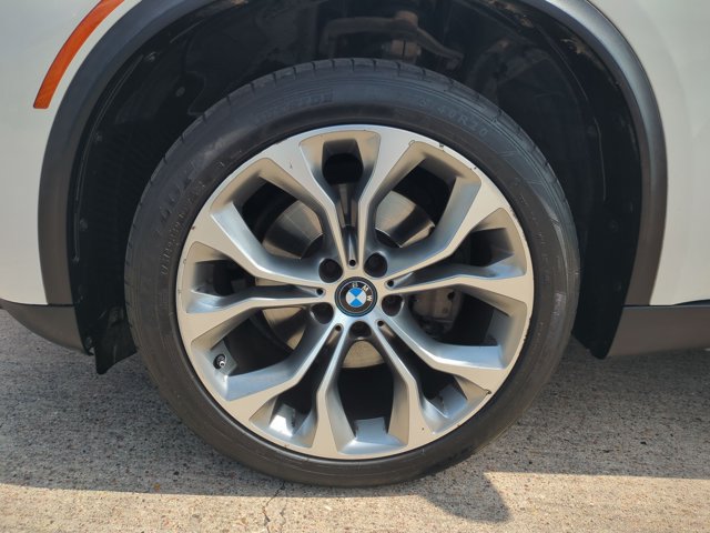 Used 2018 BMW X5 xDrive40e AWD/4WD image 24