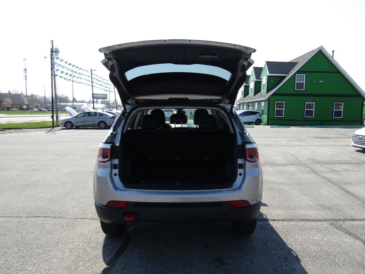 Used 2020 Jeep Compass Trailhawk AWD/4WD image 20