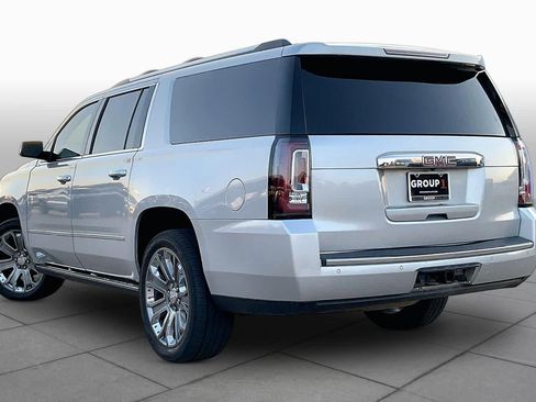 Used 2015 GMC Yukon XL Denali w/ Premium Package AWD/4WD image 10