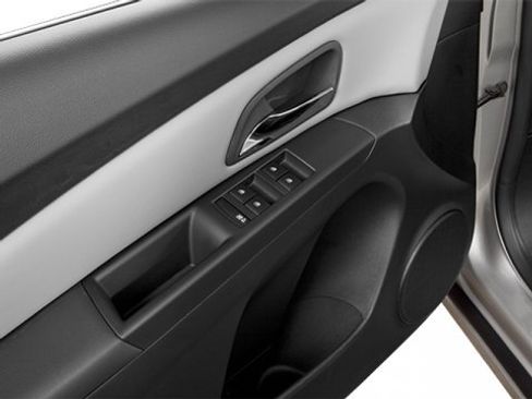 Used 2013 Chevrolet Cruze LT w/ RS Package image 19