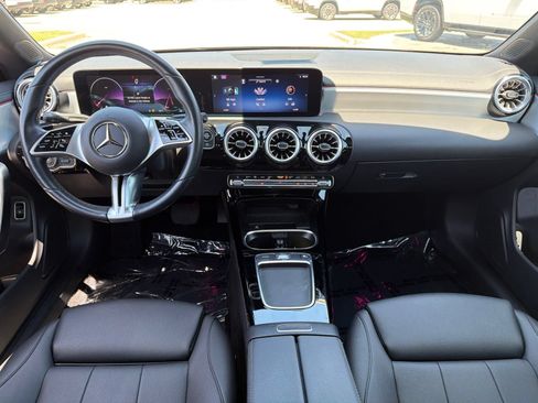 Used 2025 Mercedes-Benz CLA 250 image 19