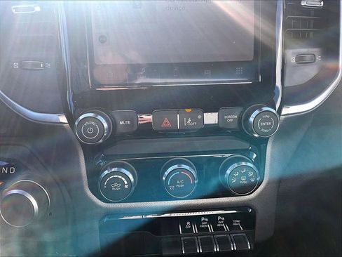Used 2025 RAM 1500 Big Horn AWD/4WD image 25