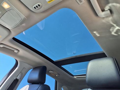 Used 2020 Ford Edge Titanium w/ Equipment Group 301A image 12