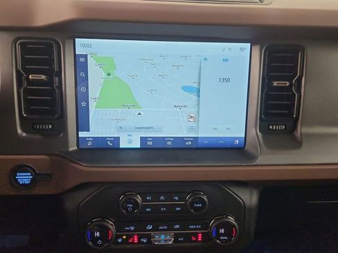 New 2024 Ford Bronco Outer Banks image 14