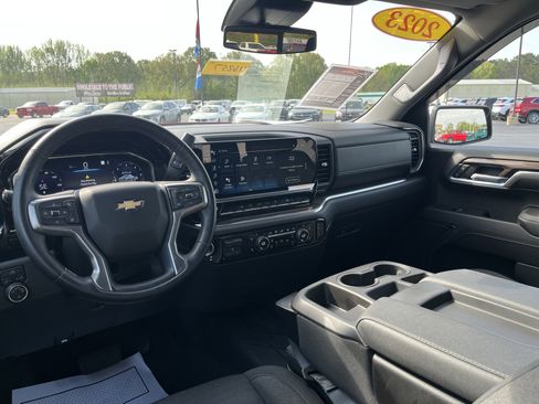 Used 2023 Chevrolet Silverado 1500 LT w/ All Star Edition Plus image 2