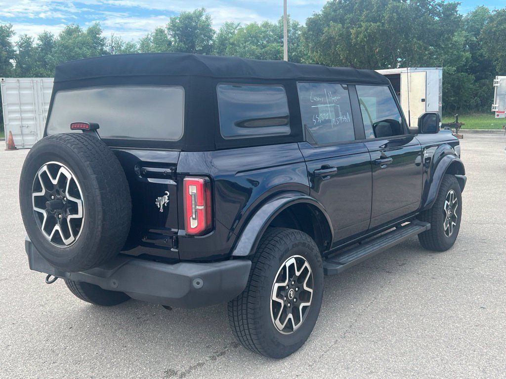 Used 2021 Ford Bronco Outer Banks AWD/4WD image 3