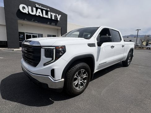 Used 2023 GMC Sierra 1500 Pro w/ Pro Value Package image 8
