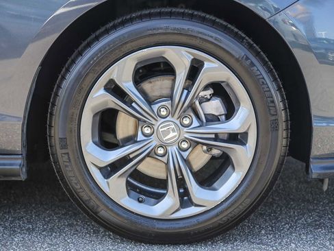 Used 2023 Honda Accord EX image 12