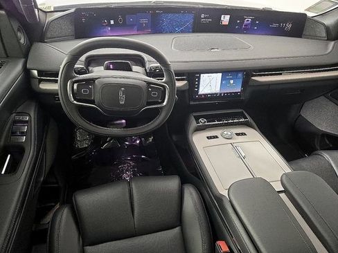 New 2025 Lincoln Navigator L Reserve w/ Jet Appearance Package AWD/4WD image 12