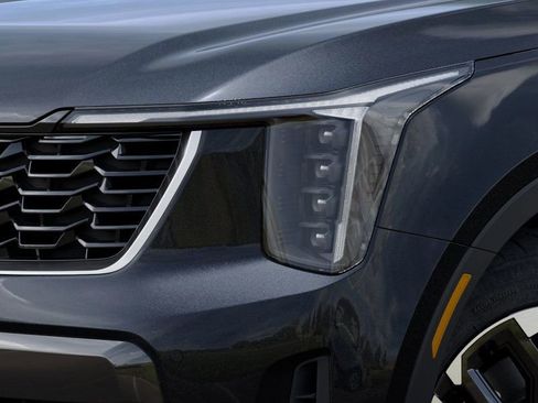 New 2026 Kia Sorento S w/ S Panoramic Sunroof Package image 10