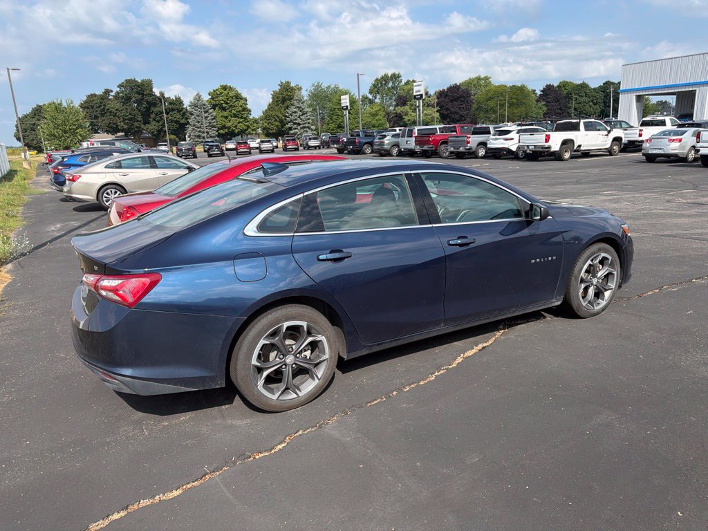 Used 2022 Chevrolet Malibu LT FWD image 6