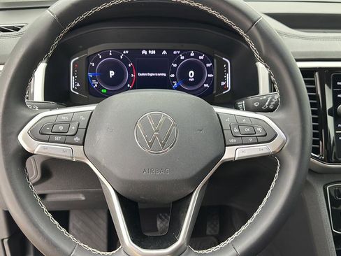 Used 2023 Volkswagen Atlas SE AWD/4WD image 16