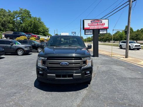 Used 2018 Ford F150 XLT w/ Equipment Group 302A Luxury AWD/4WD image 8