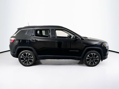 Used 2022 Jeep Compass Limited AWD/4WD image 4