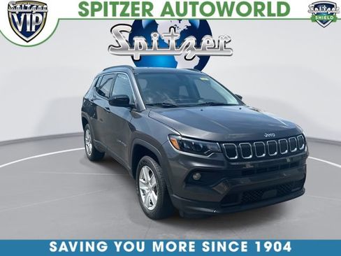 Used 2022 Jeep Compass Latitude AWD/4WD image 2