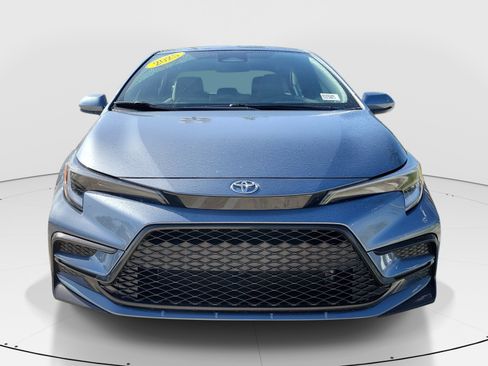 Used 2025 Toyota Corolla SE FWD image 2