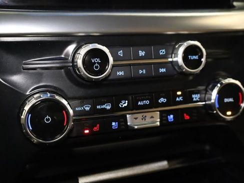 Used 2023 Ford F150 Lariat w/ Equipment Group 502A High image 23