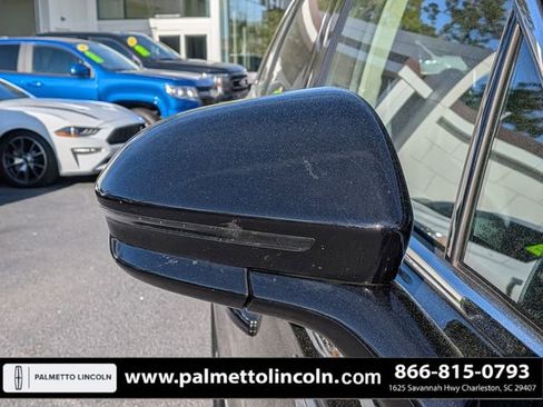 Certified 2022 Lincoln Nautilus FWD w/ Premium Package image 12