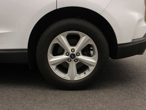 Used 2020 Ford Edge SE FWD image 10