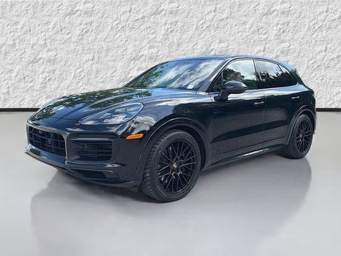 Used 2023 Porsche Cayenne GTS AWD/4WD image 7