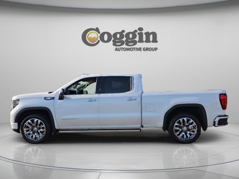 Certified 2024 GMC Sierra 1500 Denali w/ Denali Reserve Package AWD/4WD image 2