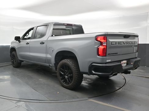 Used 2024 Chevrolet Silverado 1500 LT Trail Boss w/ Convenience Package II AWD/4WD image 11